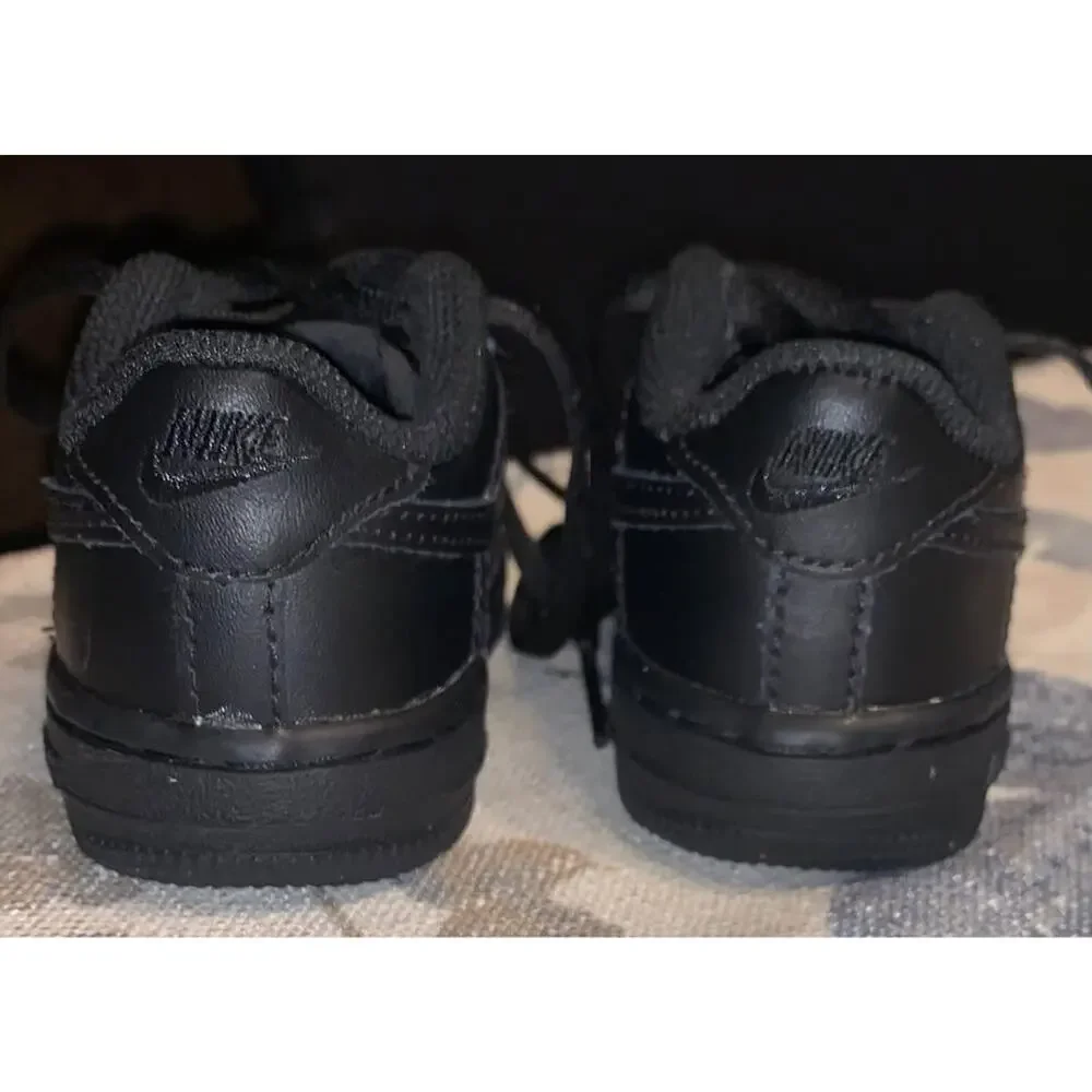 NEW! Toddlers Nike Air Force 1 ( 12 months)